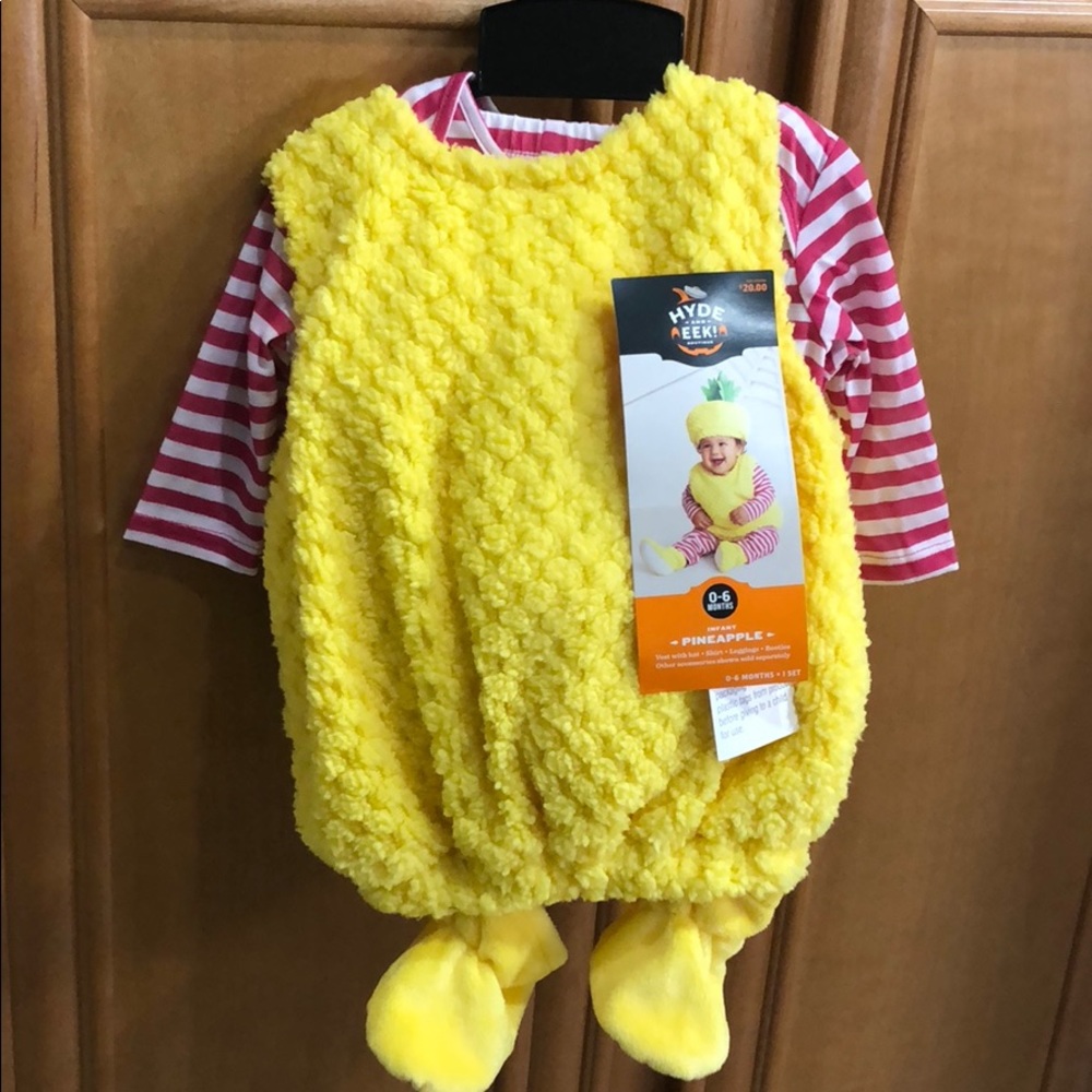 Infant Pineapple Costume NWT Size 0-6 Months